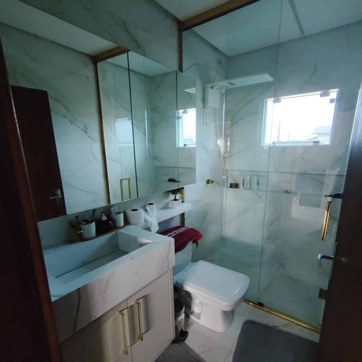 Casa semimobiliada - Bairro Caverazinho