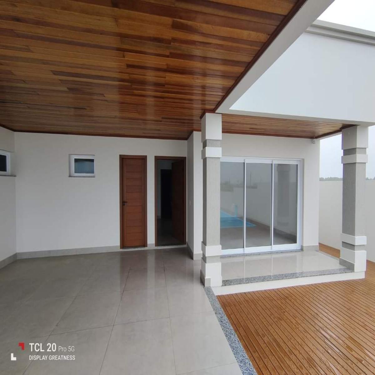 Casa de alto padrão - Arroio do Silva (Nova Búzios)