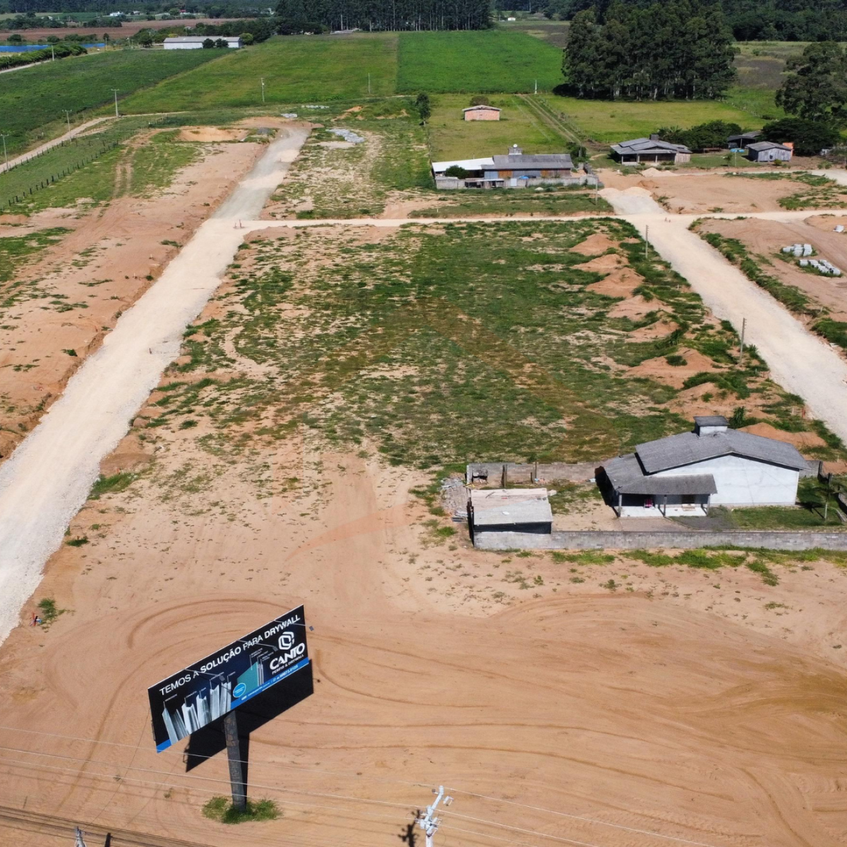 Loteamento em desenvolvimento - Bairro Sanga da Areia